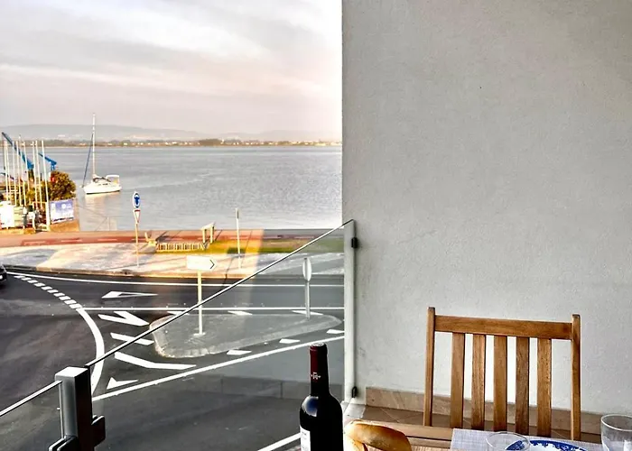 Vista Marina 公寓 *